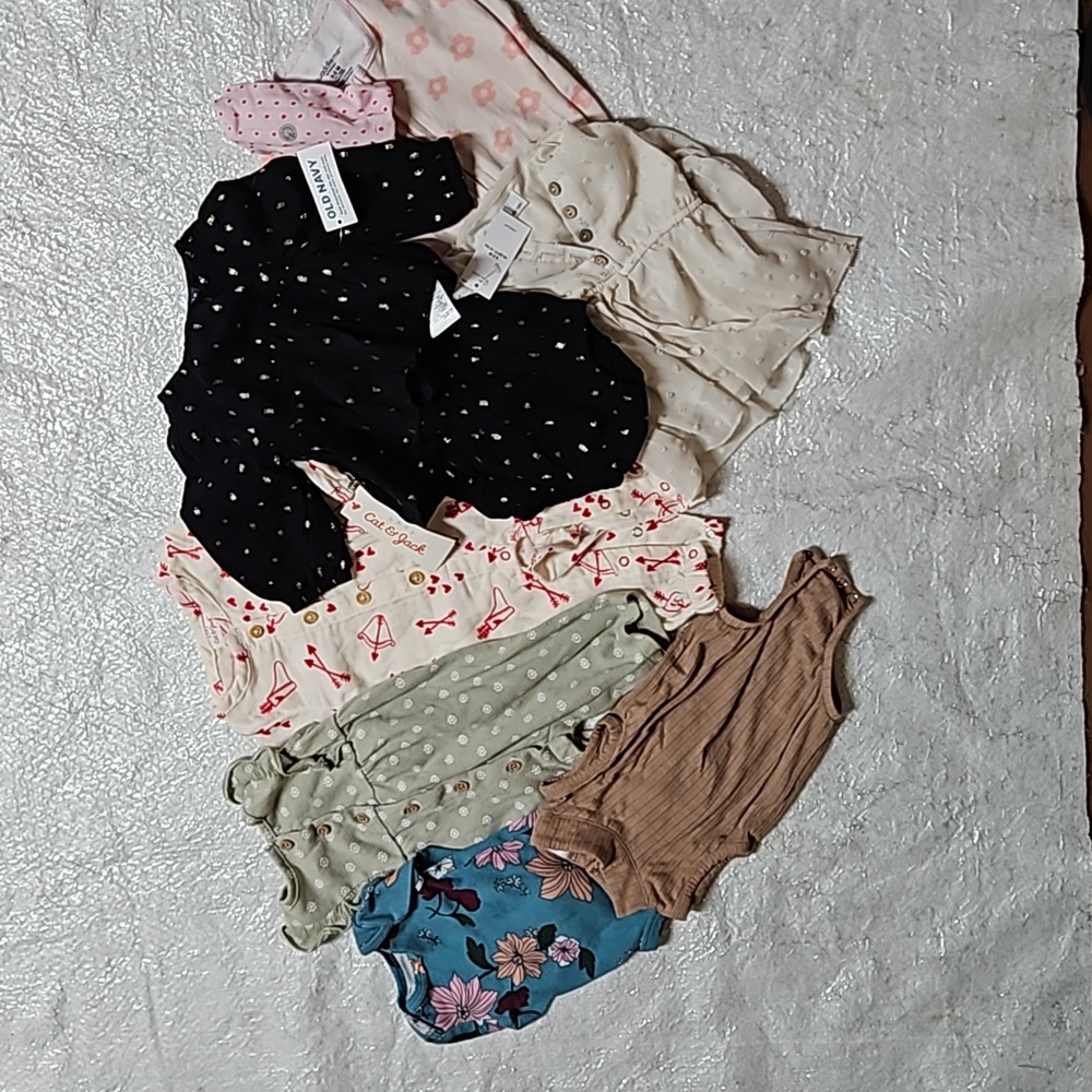 Baby clothes bundle
